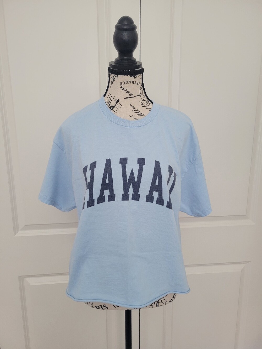 mahina Light Blue Cropped Tee with Navy Logo